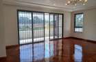 6 Bed Villa with En Suite in Loresho - 7