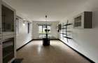 5 Bed House with En Suite in Runda - 9