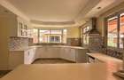 5 Bed Townhouse with En Suite at Lavington - 5
