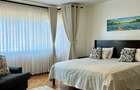 Furnished 3 Bed Apartment with En Suite in Riverside - 6