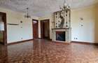 3 Bed Apartment with En Suite at Riverside Drive - 4