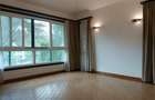 3 Bed Townhouse with En Suite in Spring Valley - 9