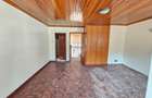 5 Bed House with En Suite in Lavington - 13