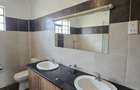 4 Bed Townhouse with En Suite in Kitisuru - 8
