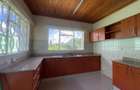 4 Bed House with En Suite in Runda - 3