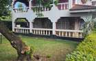 5 Bed House with En Suite at Safari Park Avenue Road - 1
