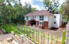 5 Bed House with En Suite at Rosslyn - 1