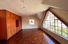 4 Bed Townhouse with En Suite in Westlands Area - 11