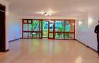 3 Bed Apartment with En Suite in Riverside - 5