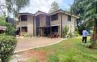 5 Bed Townhouse with En Suite at Lavington - 9