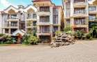 3 Bed Apartment with En Suite at Riverside Drive - 17