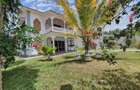 4 Bed House with En Suite at Links Road - 1