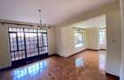 4 Bed Townhouse with En Suite in Lavington - 10