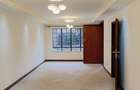 5 Bed Townhouse with En Suite in Parklands - 5