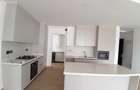 3 Bed Apartment with En Suite at Riverside Drive - 10