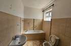 5 Bed House with En Suite in Runda - 4