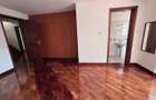 4 Bed Townhouse with En Suite in Lavington - 15