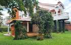 5 Bed House with En Suite in Runda - 14
