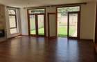 5 Bed Townhouse with En Suite at Lavington - 15