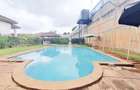 5 Bed House with En Suite in Westlands Area - 4