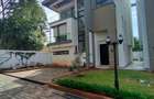 4 Bed Townhouse with En Suite in Lavington - 16