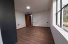 5 Bed Townhouse with En Suite in Lavington - 4
