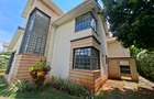 4 Bed Townhouse with En Suite at Off Peponi Rd - 2