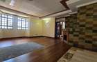 5 Bed House with En Suite in Runda - 10