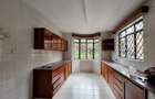 4 Bed Townhouse with En Suite in Lavington - 11