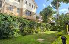5 Bed Townhouse with En Suite at Lavington Green - 4