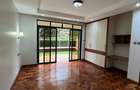 4 Bed Apartment with En Suite at Riverside Drive - 16