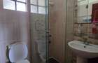 2 Bed Apartment in Ridgeways - 8