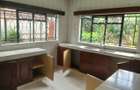 5 Bed House with En Suite in Lavington - 3