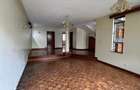 4 Bed Townhouse with En Suite at Lavington - 13