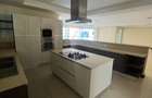3 Bed Apartment with En Suite at Riverside - 5