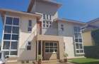 5 Bed House with En Suite in Runda - 1