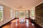 4 Bed Townhouse with En Suite in Nyari - 6
