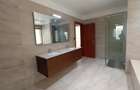 5 Bed Villa with En Suite at Lavington - 3
