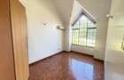 5 Bed Townhouse with En Suite in Lavington - 16