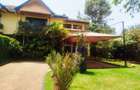 4 Bed House with En Suite in Lavington - 12