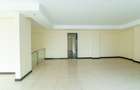 3 Bed Apartment with En Suite at Riverside Drive - 6