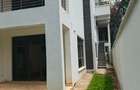 4 Bed Townhouse with En Suite at Lavington - 15