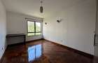 Serviced 3 Bed Apartment with En Suite in Kilimani - 11