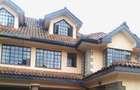 4 Bed Townhouse with En Suite at Lavington - 1