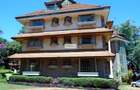 3 Bed Apartment with En Suite in Lavington - 12