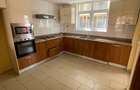 3 Bed Apartment with En Suite in Kilimani - 7