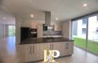 3 Bed Apartment with En Suite in Rhapta Road - 5