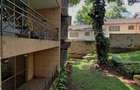 3 Bed Apartment with En Suite in Westlands Area - 17