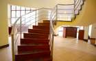4 Bed Townhouse with En Suite - 11