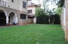 5 Bed Villa with En Suite at Lavington - 2